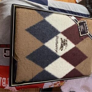 Burberry’s Black and Beige Plaid Box for Full size blanket